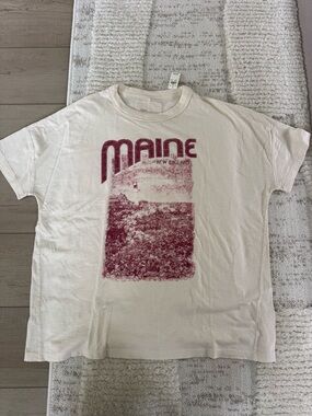 Aerie Maine graphic t-shirt size small